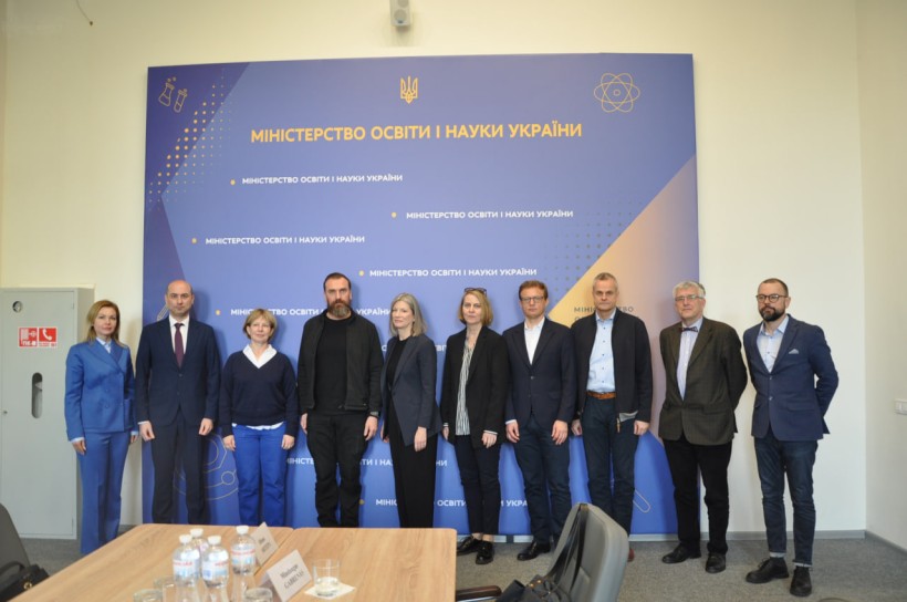 Відбулася зустріч Оксена Лісового із делегацією Групи друзів України в ЮНЕСКО