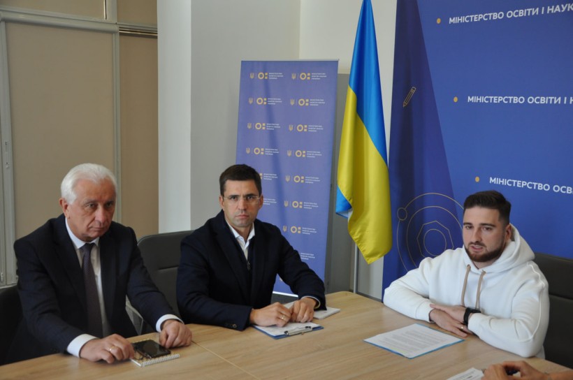 Учитель року — у МОН нагородили переможців і лауреатів конкурсу