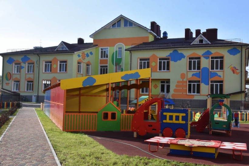 У Чернігові відкрили новий дитсадок для майже 300 дітей - він має сучасну протипожежну, вентиляційну та опалювальну системи
