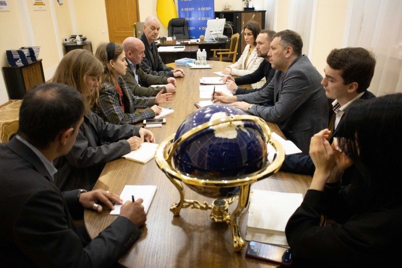 Сергій Шкарлет обговорив з керівництвом Save the Children першочергові заходи для забезпечення освітнього процесу