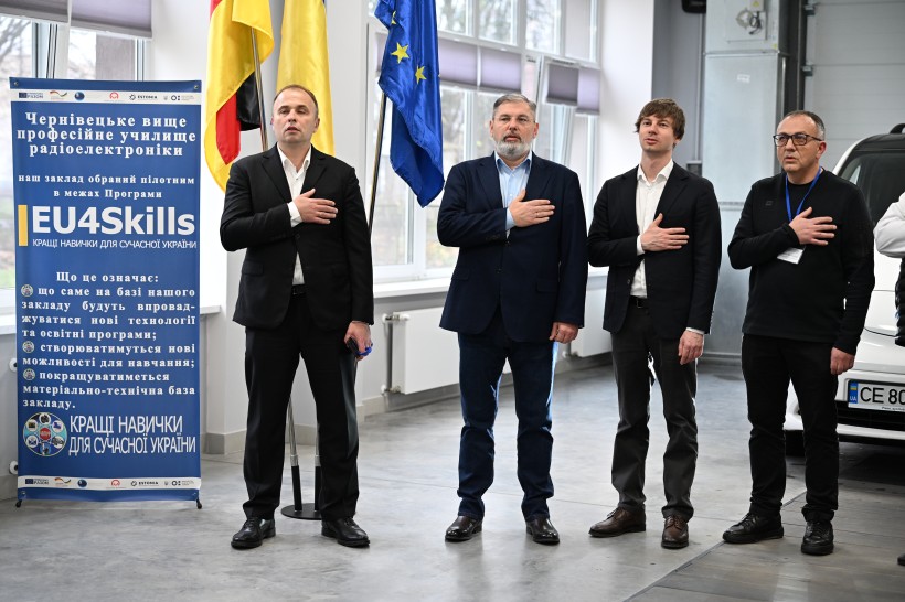 Сучасна професійна освіта як рушій економічного зростання:  у Чернівцях відкрили два оновлені коледжі