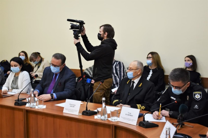 У Маріуполі освітяни та представники влади обговорили створення Президентського університету