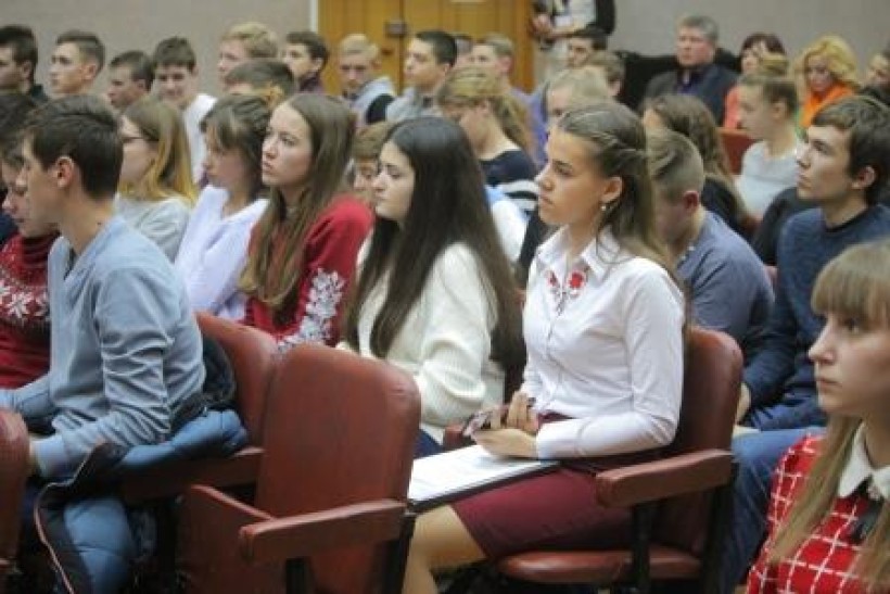 На Київщині нагородили переможців учнівського бізнес-турніру