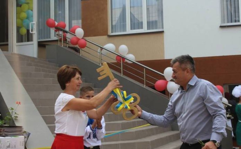 У буковинському селі відкрито нову школу