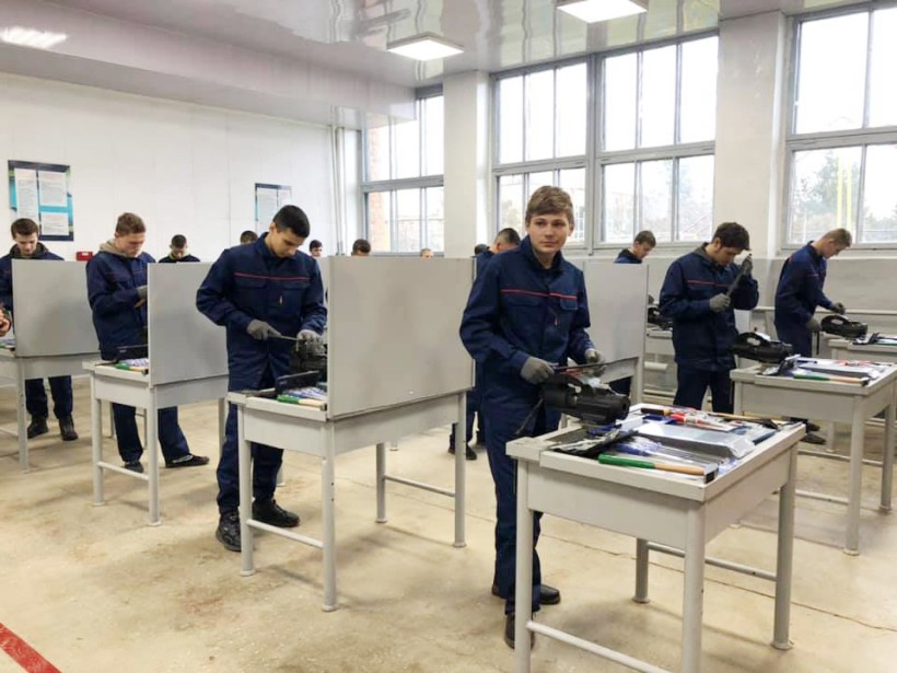 В Острозькому училищі запрацював навчально-практичний центр – там навчатимуть за 6-ма слюсарними професіями