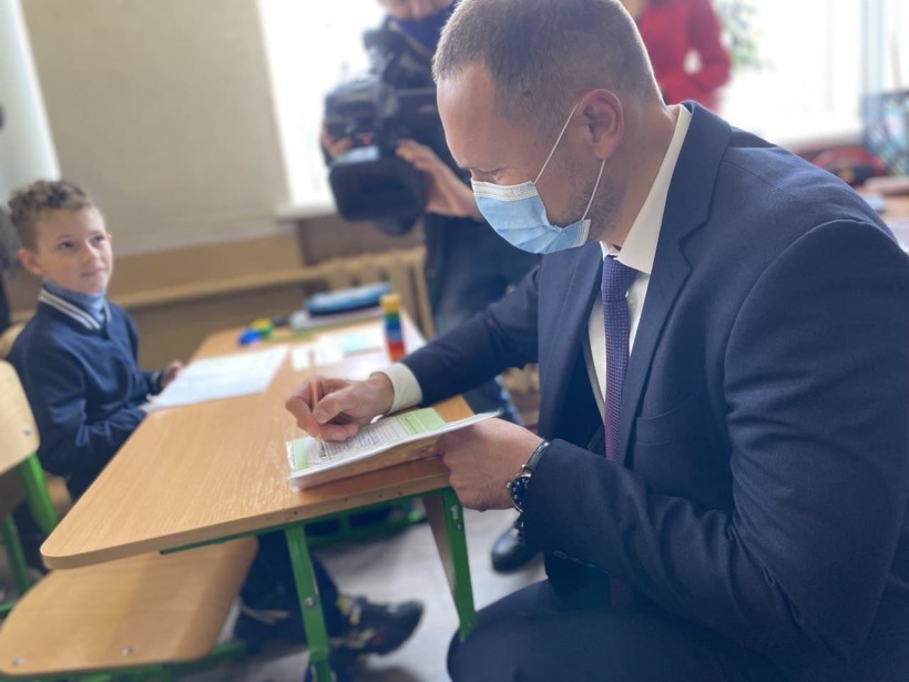 Міністр Сергій Шкарлет перебуває з робочим візитом у закладах освіти міста Ніжин