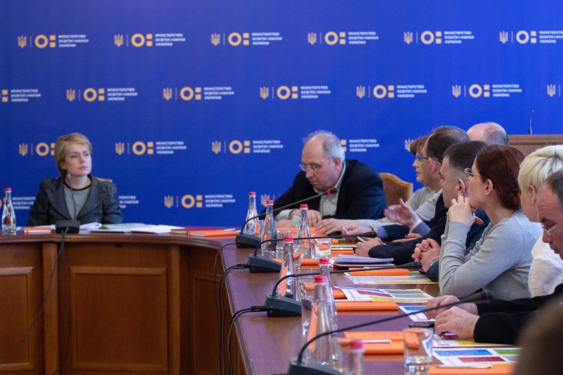 МОН разом з ІТ спеціалістами, освітянами та бізнесменами працюватимуть над цифровою освітою в школах – підписано Меморандум з соцпроектом «ІТ школяр»