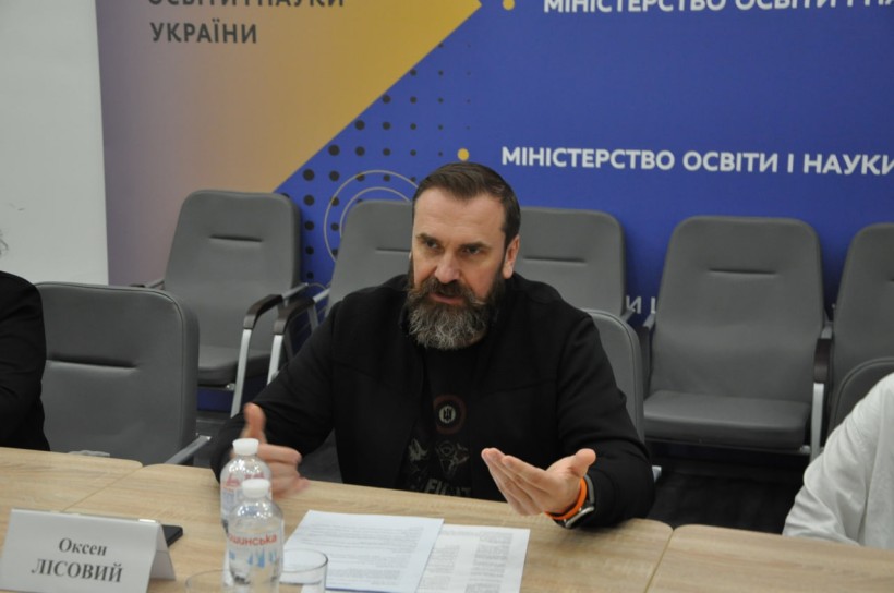 Електростенди для профтехів і нові навчальні курси з їхнього використання — МОН та Schneider Electric підписали меморандум про співпрацю