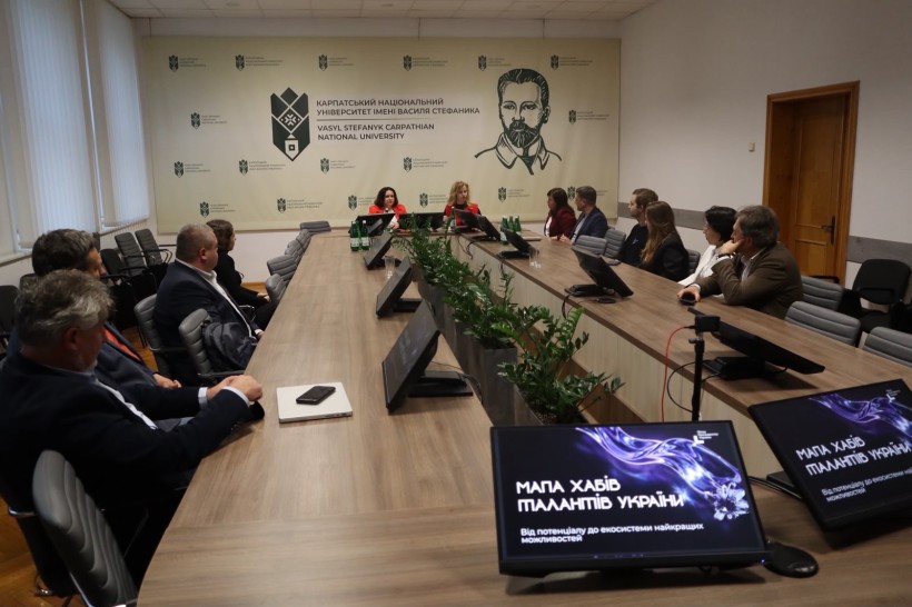 Робототехніка, наноматеріали та DeepTech Прикарпаття: як Україна розвиває мережу хабів талантів