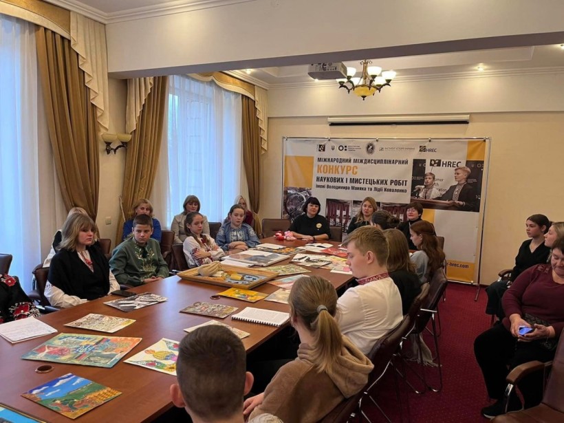 До 90-х роковин Голодомору відбувся міжнародний науковий форум