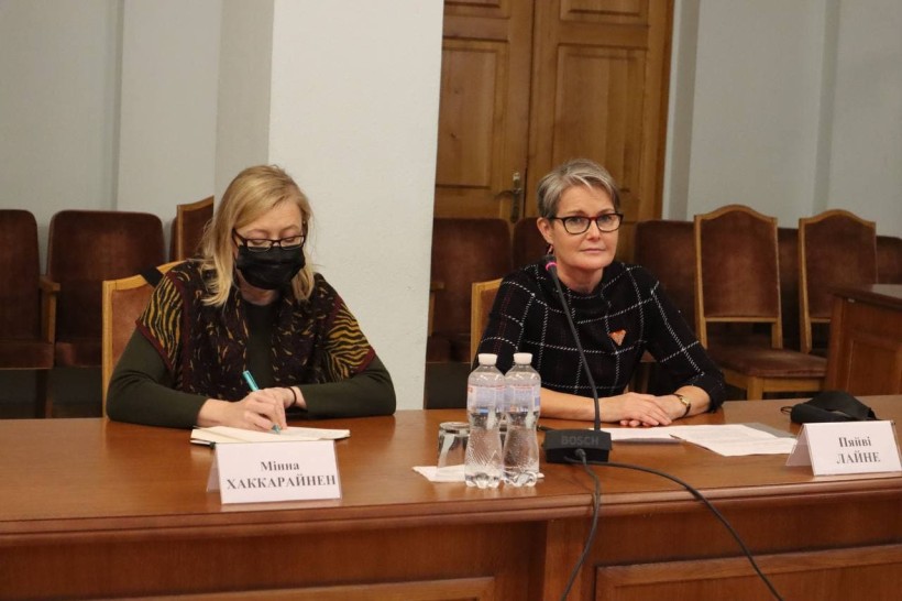 Фінська підтримка реформи української школи: Сергій Шкарлет зустрівся з Надзвичайним і Повноважним Послом Фінляндської Республіки в Україні пані Пяйві Лайне