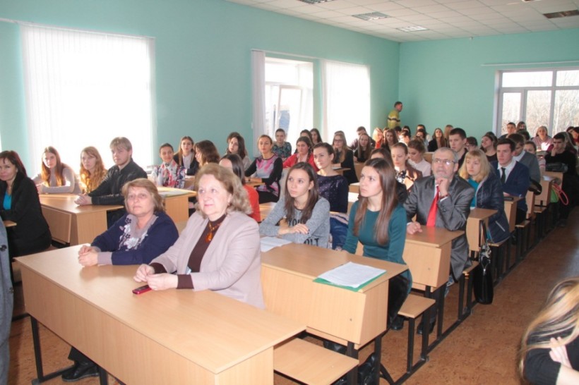 У ЗНУ відсвяткували Різдво науковою конференцією