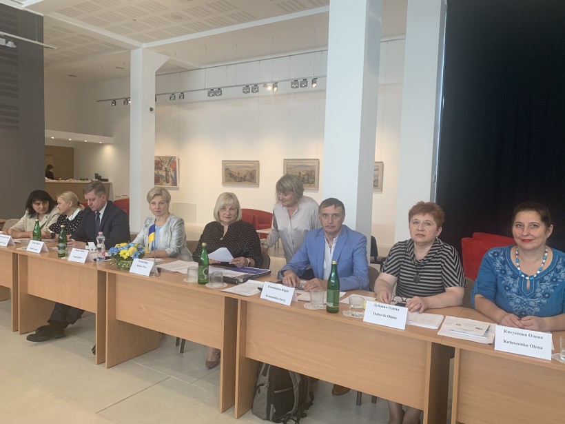 Українсько-угорська робоча група з питань освіти провела своє 3-тє засідання