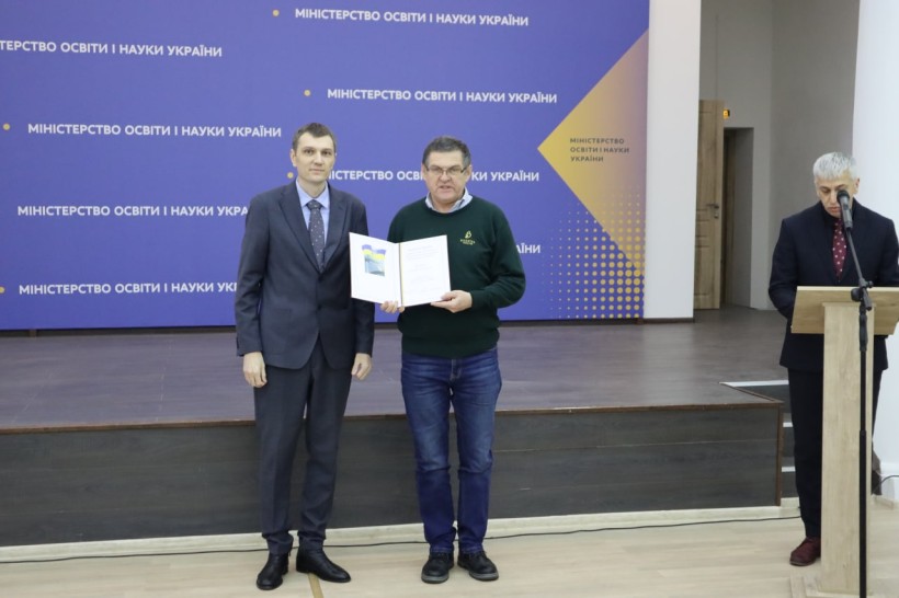 У МОН нагородили лауреатів Премії КМУ за розроблення і впровадження інноваційних технологій