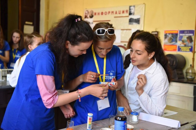 У ХПІ стартував STEMCamp School, учасниками якого стали близько 100 школярів