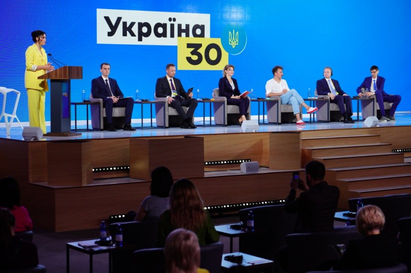 Модернізація харчоблоків, підготовка кухарів, спільна робота органів влади – на форумі «Україна 30» обговорили перебіг реформи шкільного харчування