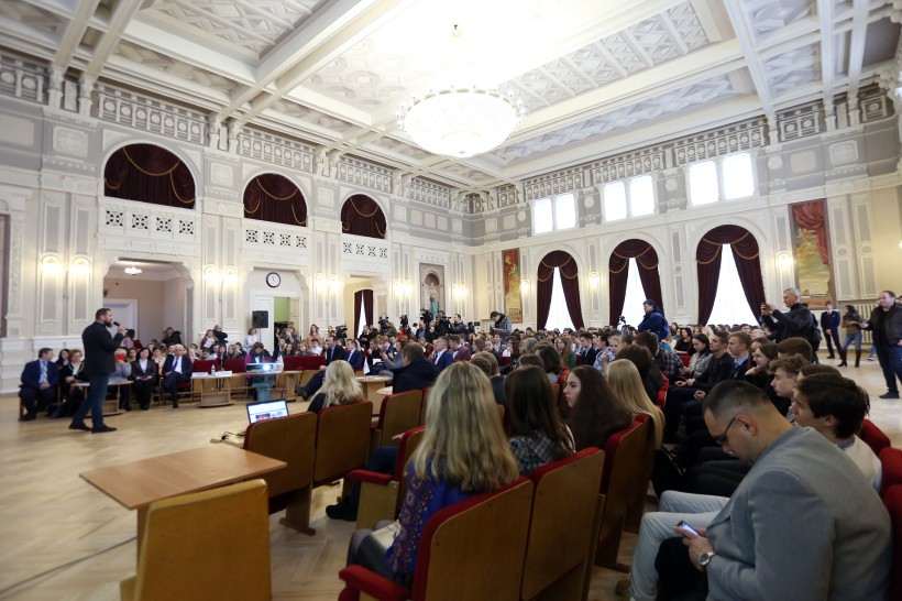 Ганна Новосад: 270 переможців Всеукраїнських олімпіад та 3-го етапу конкурсів МАН рік отримуватимуть стипендії Президента – 2600 грн на місяць