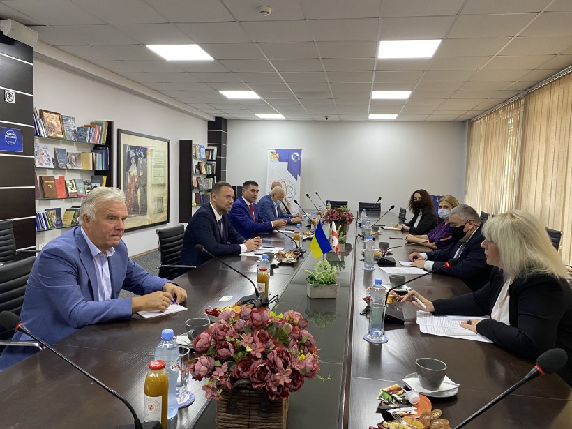 Сергій Шкарлет обговорив напрями співпраці з керівництвом Національного наукового фонду Грузії ім. Шота Руставелі та Грузинського технічного університету