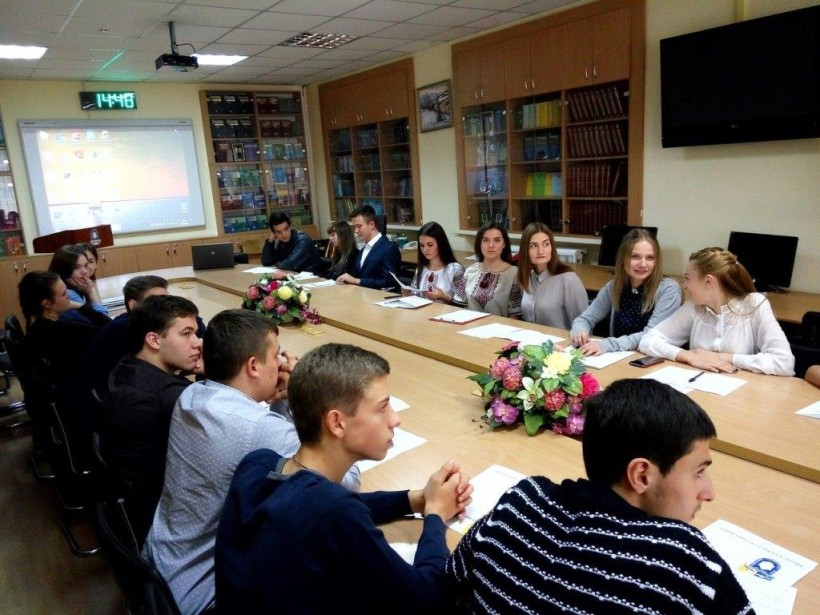 Засідання круглого столу, приурочене 150-річчю від дня народження Михайла Грушевського