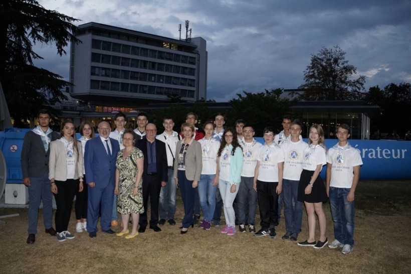 Лілія Гриневич під час зустрічі з учнями-членами МАН у CERN підтримала ідею відкрити Музей науки у Києві