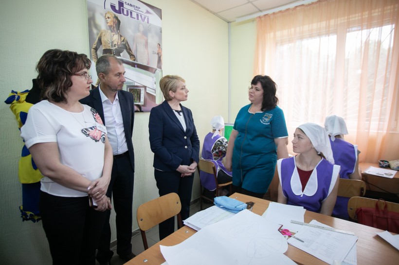 Перший механізм для створення індивідуальних програм школярів, можливості співпраці між закладами освіти  та нові підходи до вечірніх шкіл - Лілія Гриневич розповіла про Положення про інституційну форму