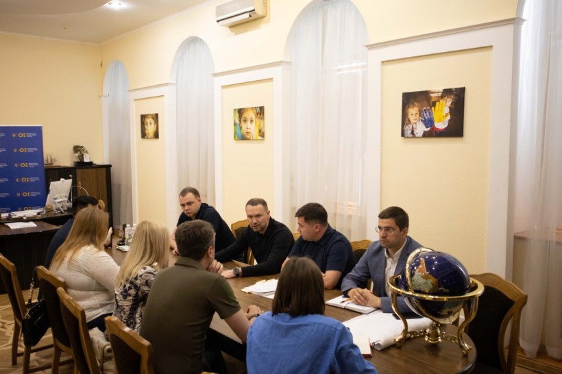 У МОН обговорили створення укриттів у дитячих садках і школах