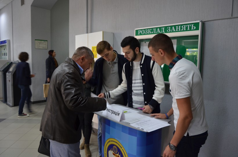 У ХНЕУ провели День кар’єри ЄС, під час якого студенти могли отримати вакансію або запрошення на стажування у міжнародній компанії