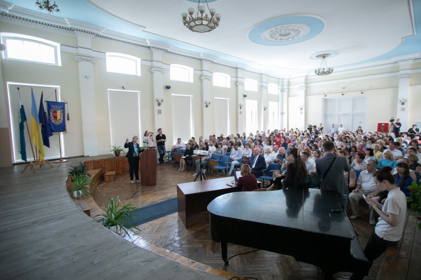 Лілія Гриневич: потрібно створювати опорні школи та розвивати позашкілля - дослідження показують, що це суттєво впливає на успіхи дітей вже в початковій школі