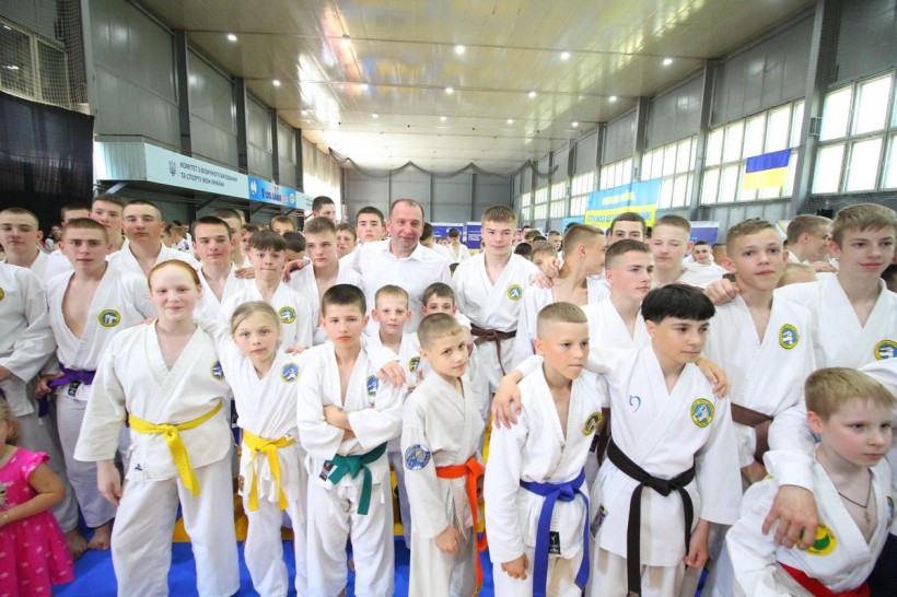 Комітет з фізичного виховання та спорту МОН України