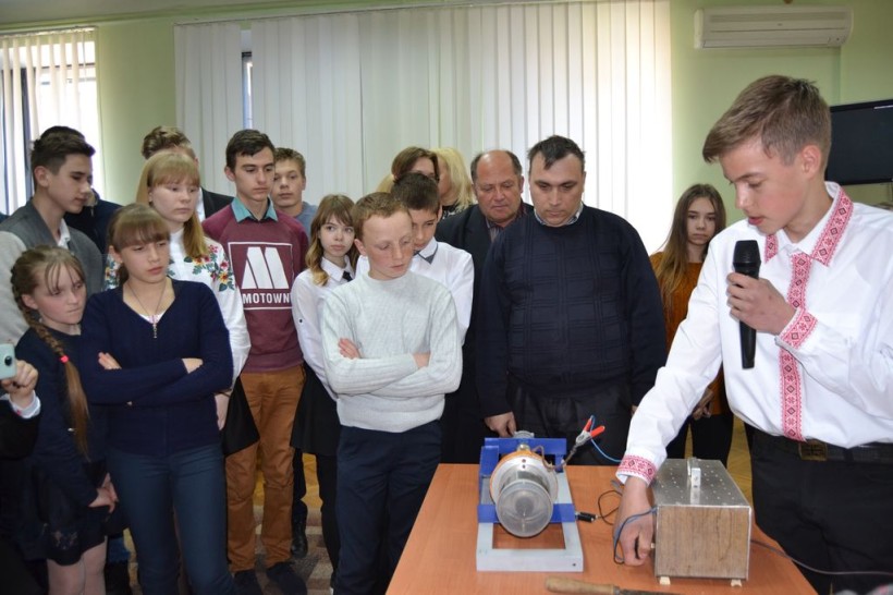 На Миколаївщині школярі досліджували пошук екзопланет та утилізацію космічного сміття