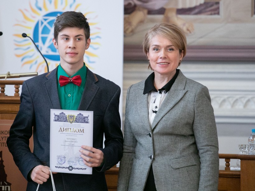 Міністр занепокоєна, що молоде покоління втрачає наполегливість і терпіння – з виступу Лілії Гриневич перед лауреатами стипендії Президента України