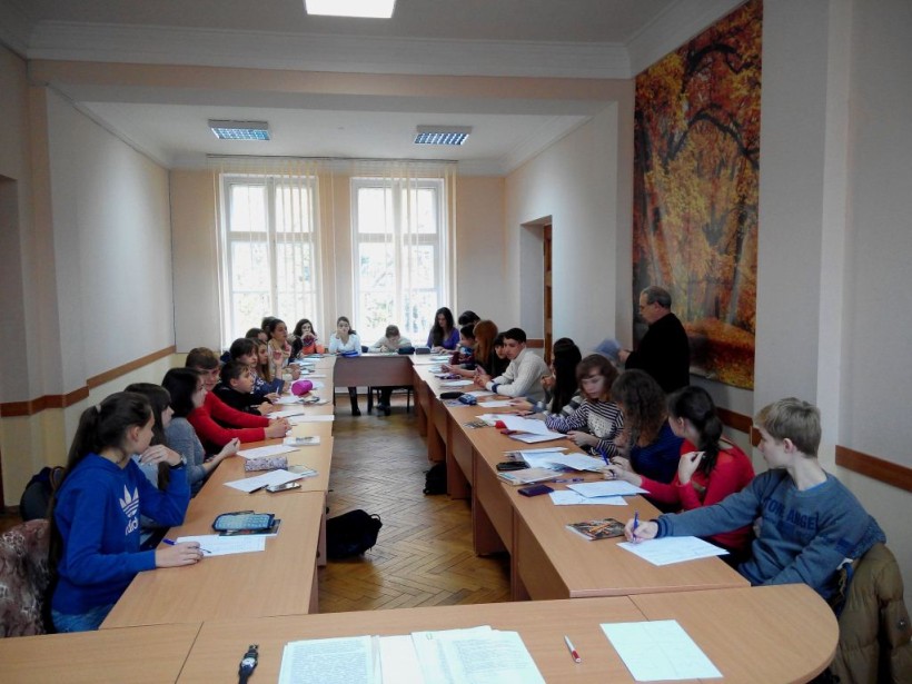 Юні біологи склали сесію у Природничій школі учнівської молоді