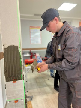 Сергій Шкарлет ознайомився з освітнім процесом у Свалявському професійному будівельному ліцеї