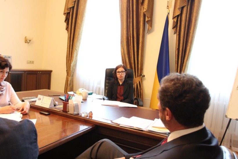 Інна Совсун зустрілась з Генеральним секретарем Постійного міжнародного секретаріату ОЧЕС Майклом Хрістідісом