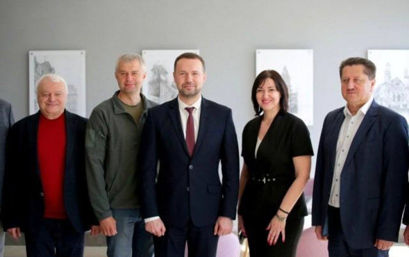 Сергій Шкарлет відвідав заклади Волині