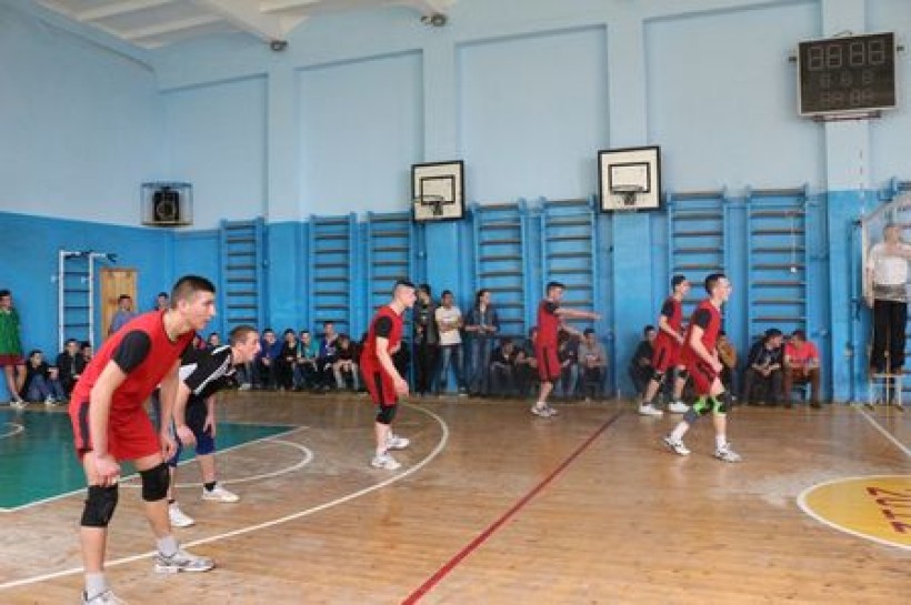 Обласна Спартакіада учнів професійно-технічних навчальних закладів Буковини з волейболу