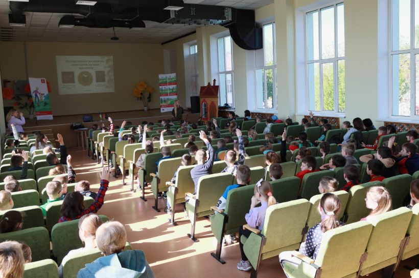 У Сумській області реалізували пілотний проєкт з інформування дітей про правила мінної безпеки