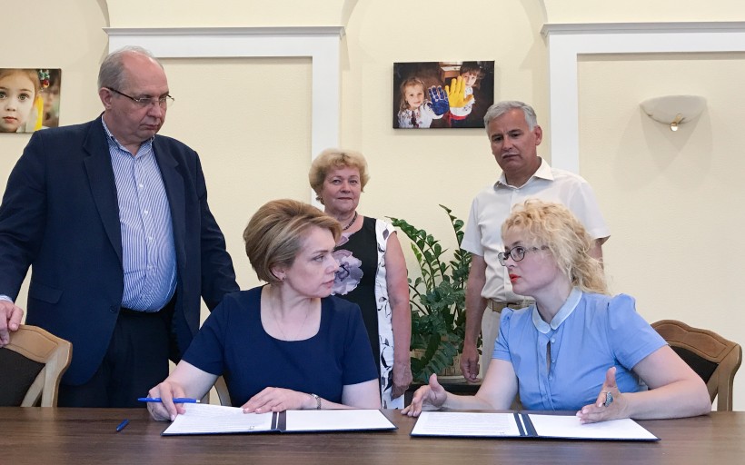 Для розвитку професійної освіти потрібна тісна співпраця з роботодавцями, – Лілія Гриневич підписала меморандум з «Fashion Globus Ukraine»