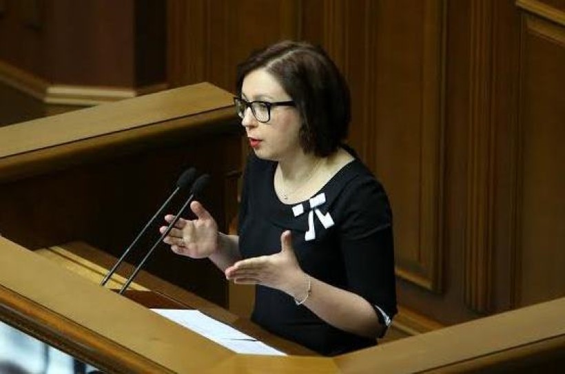 Інна Совсун відповіла на запитання народних депутатів з трибуни Верховної Ради України