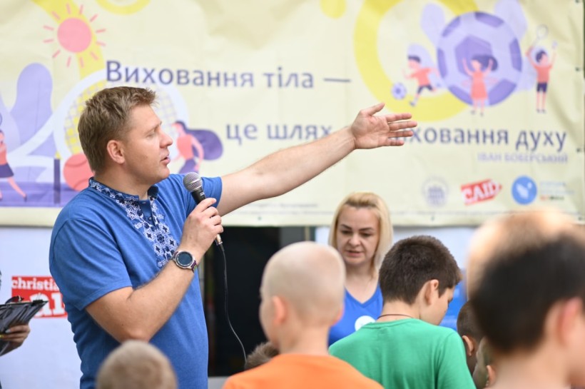 У Львівській політехніці відкрили літній спортивний табір для переселенців
