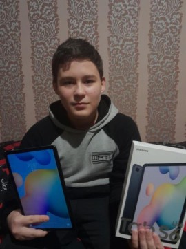 Цифрові пристрої для освітян та здобувачів освіти: близько 85 тис. планшетів отримали освітяни та здобувачі освіти