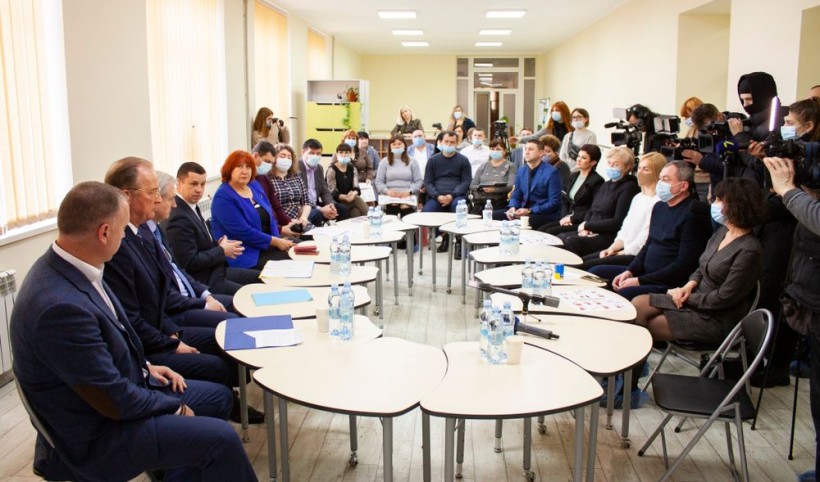 Інклюзивно-ресурсні центри Одеської області отримали спеціалізовані автомобілі