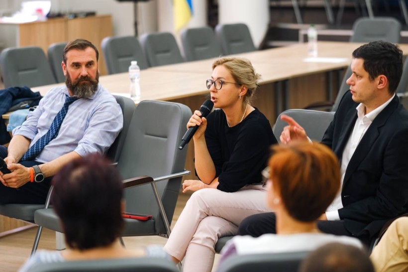 81 тренер готовий навчати вчителів оновленого предмета «Захист України»