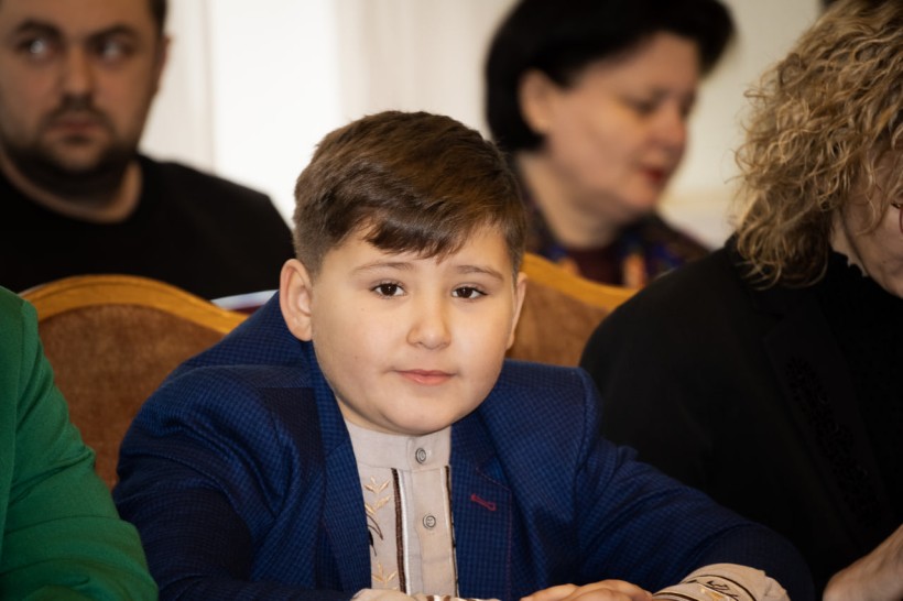 У МОН нагородили переможців VII Міжнародного конкурсу наукових і мистецьких робіт імені Володимира Маняка та Лідії Коваленко