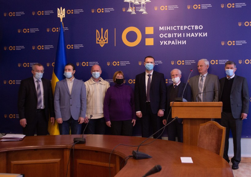 Сергій Шкарлет вручив нагороди лауреатам Премії Кабінету Міністрів України за розроблення і впровадження інноваційних технологій