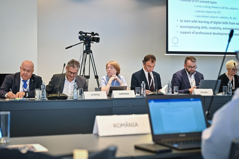 Під час зустрічі Групи високого рівня з питань освіти Андрій Вітренко розповів про цифровізацію української освіти