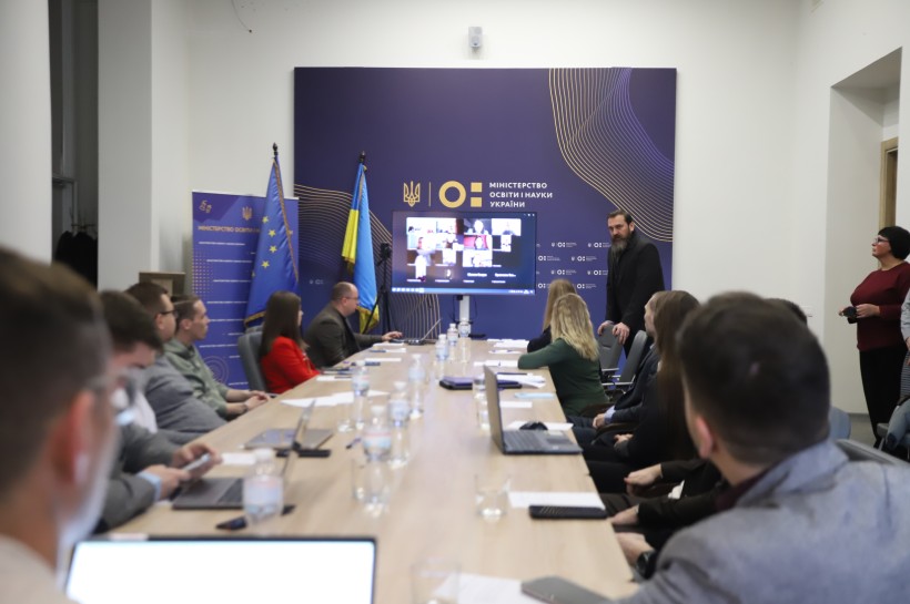 Перше установче засідання Молодіжної ради при МОН: обрано керівництво та окреслено пріоритети співпраці