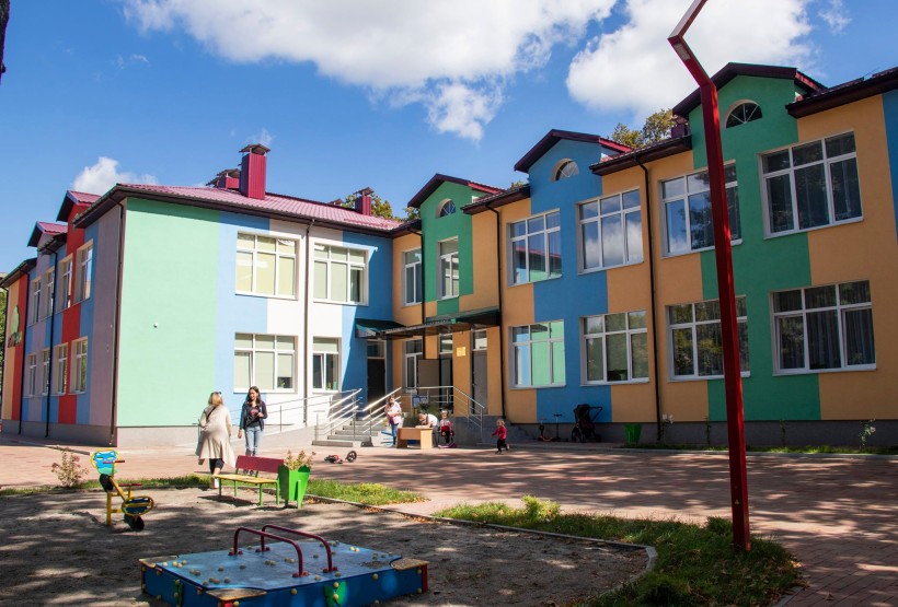 У дитсадку «Яблунька» на Київщині створено безбар’єрний простір