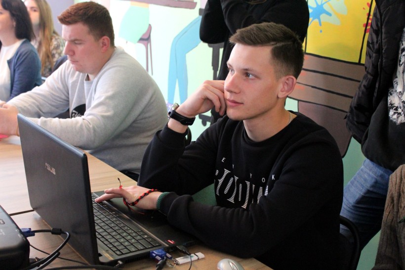 На базі Луцького НТУ відкрили креативний простір SOFAHUB, де студенти працюватимуть над стартапами