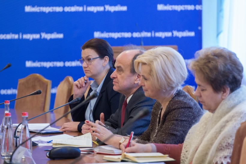 МОН підтримає відкриття кафедри албанської мови у ХНУ – робоча зустріч першого заступника Міністра Володимира Ковтунця з делегацією Республіки Албанія